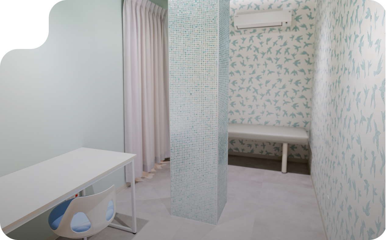 初めての来院でも落ち着いて過ごせる院内環境を示すイメージ