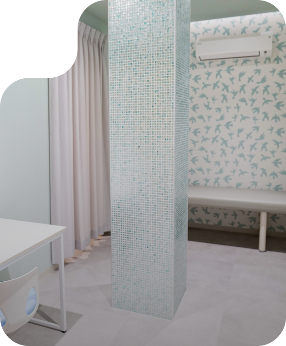 初めての来院でも落ち着いて過ごせる院内環境を示すイメージ